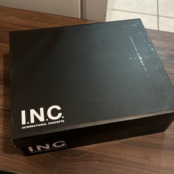 Curvy heels with sparkling rhinestone straps - Picture 5 of 6